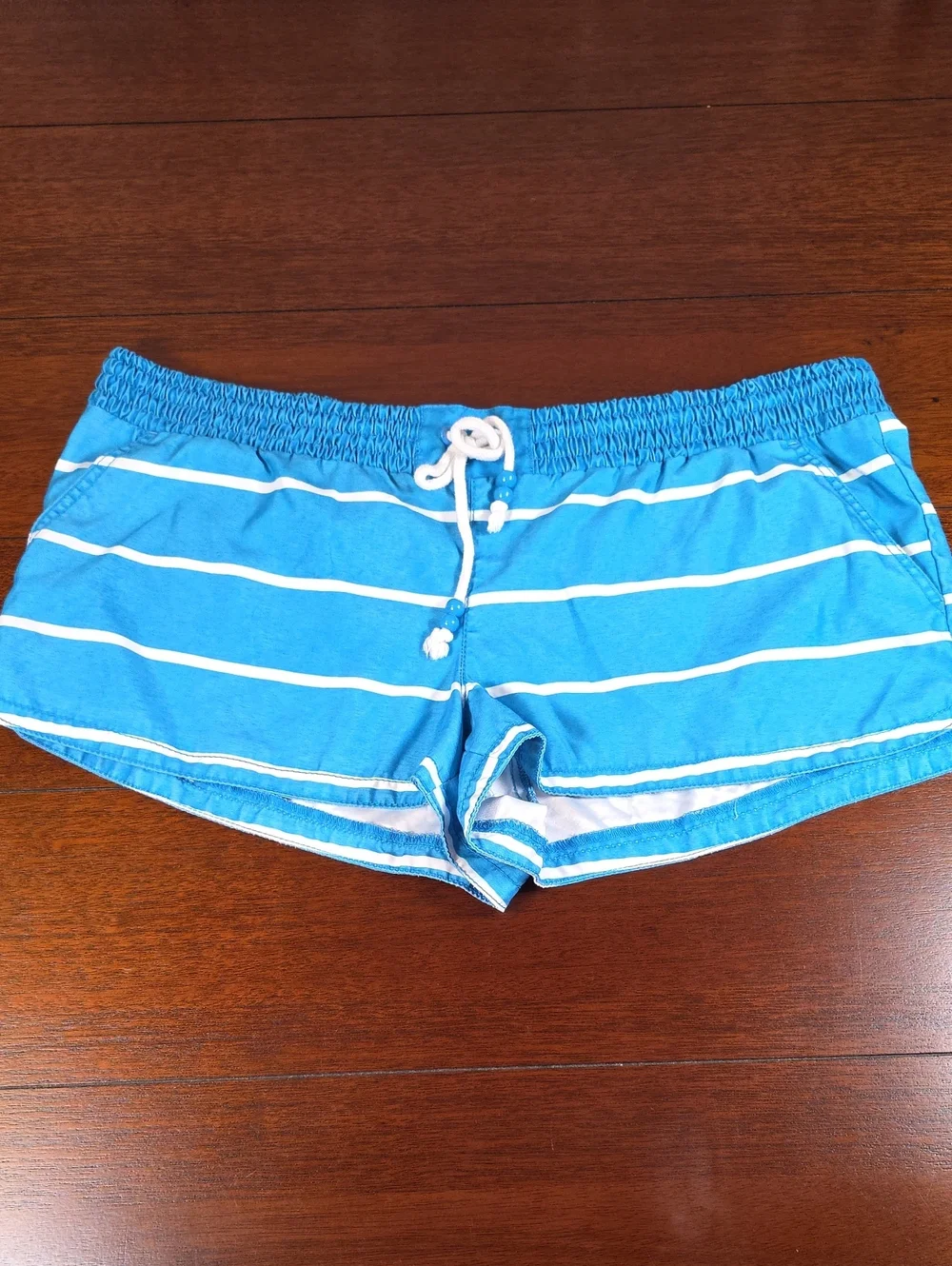 Aeropostale Men's Blue and White Striped Athletic Shorts Size XL